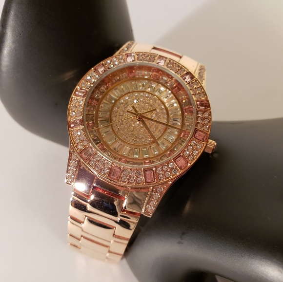 Beautiful Victoria Weick Glamorous Bling! Watch - Picture 3 of 8